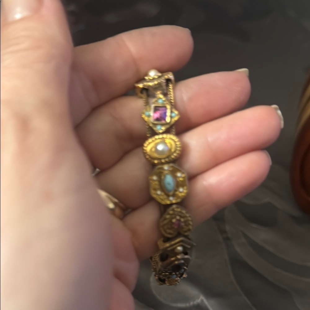 Victorian revival Elegant  and Multicolor Gemstone